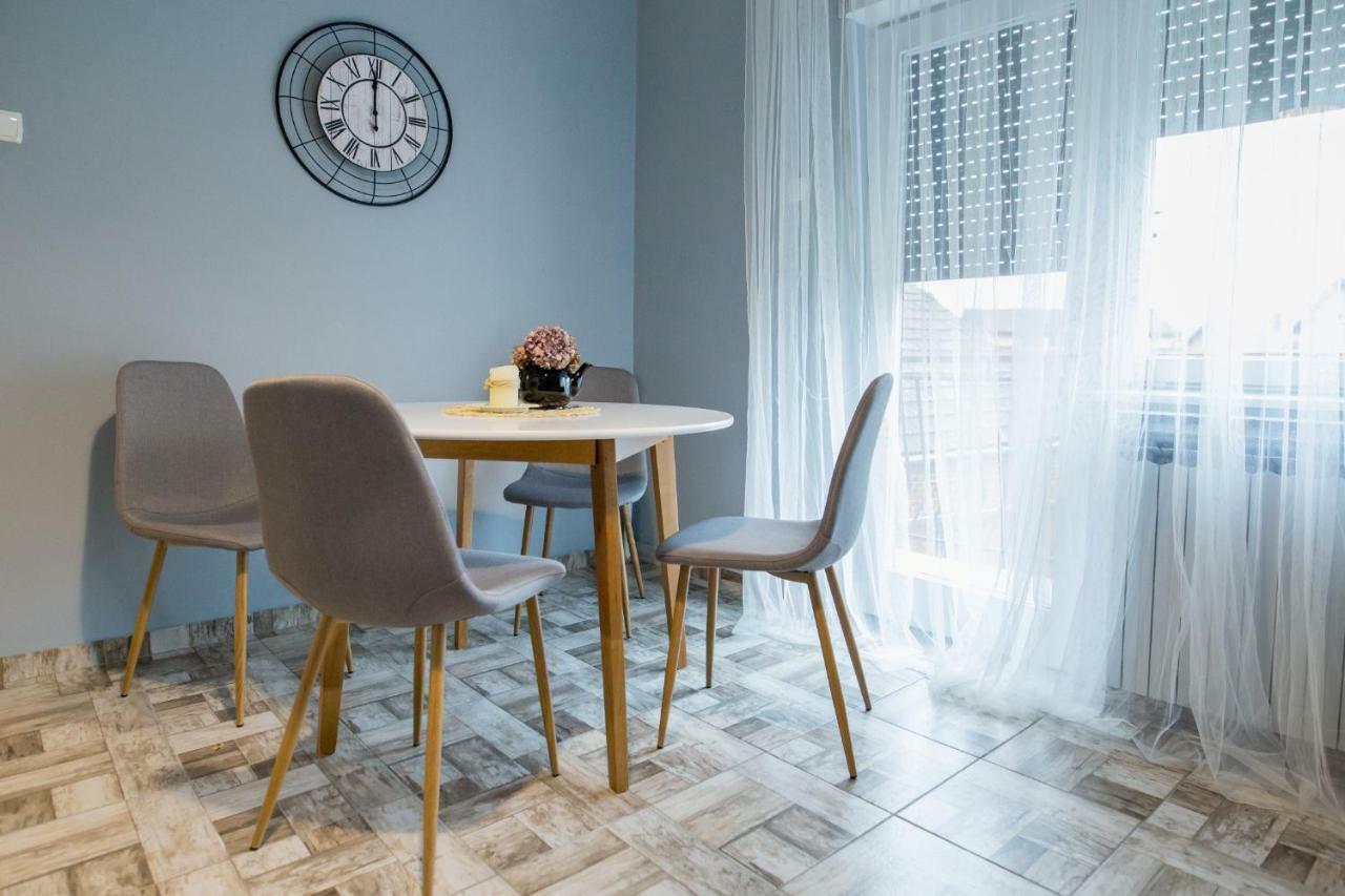 Apartmani Grlice II Βαράζντιν Εξωτερικό φωτογραφία